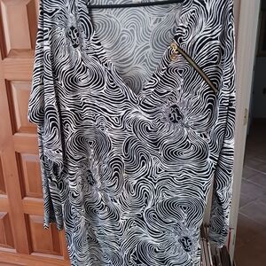 Anne Klein Monochrome Swirl Pattern Blouse